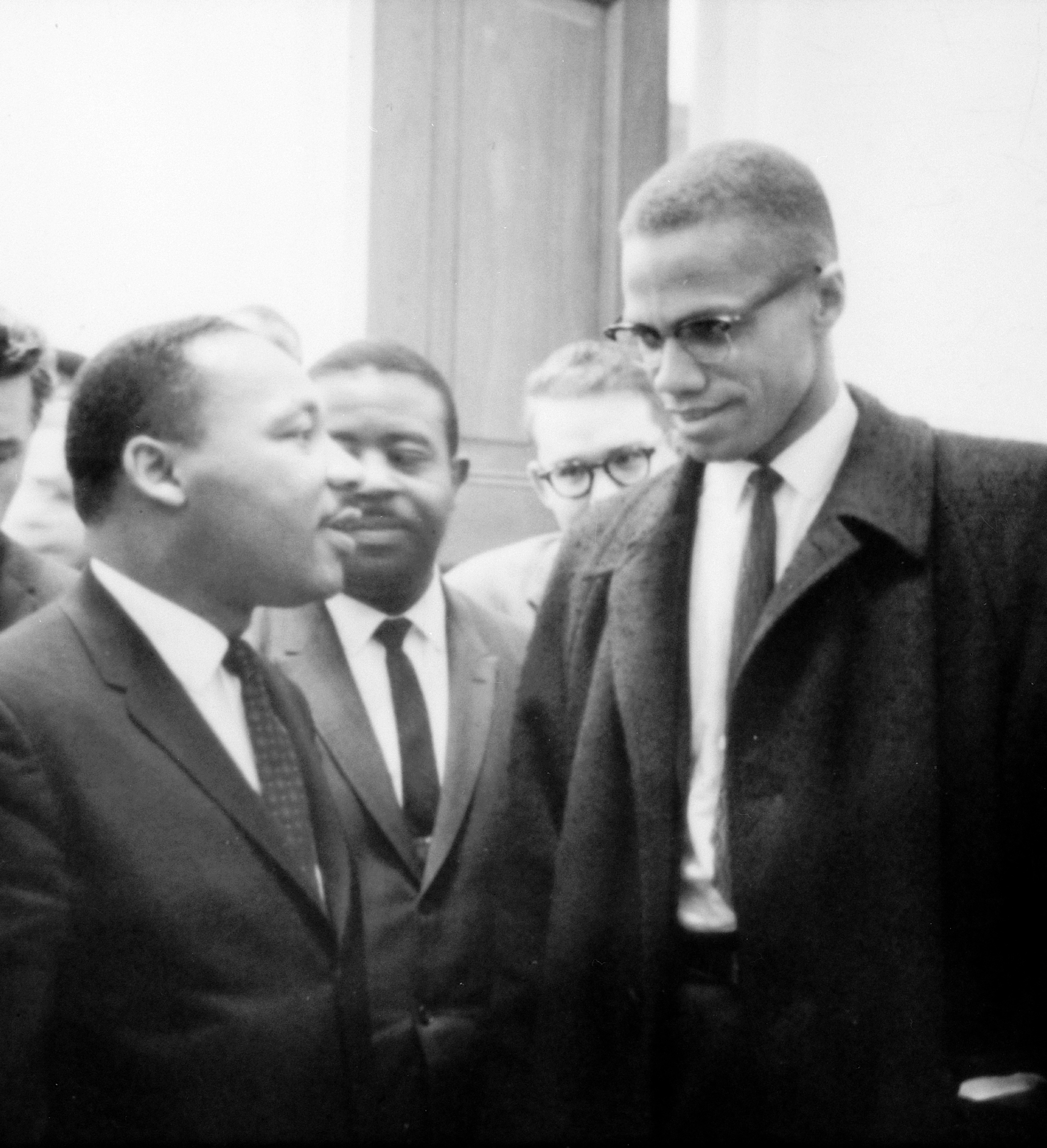 Malcolm With Mlk - Malcolm X Et Martin Luther King - HD Wallpaper 