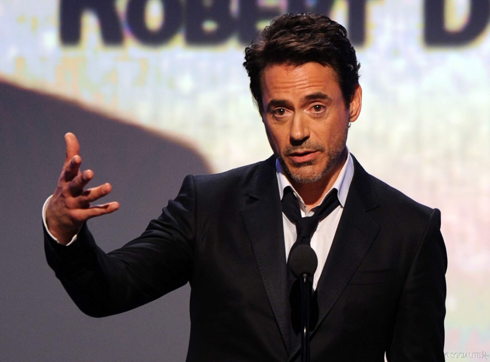 Robert Downey Jr Photos, Latest Images, Pictures - Robert Downey Jr Hd - HD Wallpaper 