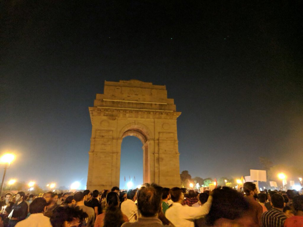 0 Slide - Unnao Case India Gate Protest - HD Wallpaper 