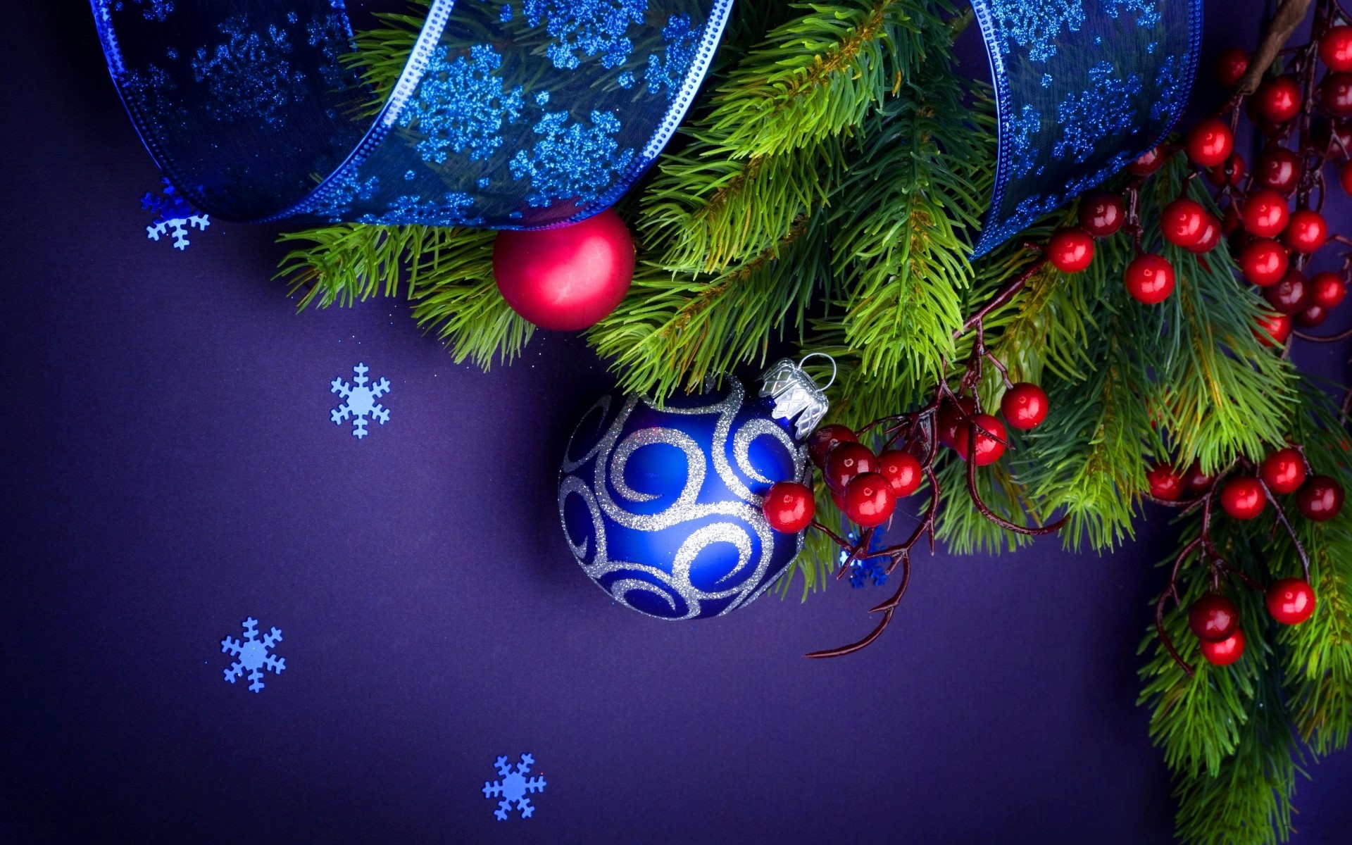 Christmas Balls And Trees Hd Nice Wallpapers - Nice Wallpapers Hd - HD Wallpaper 