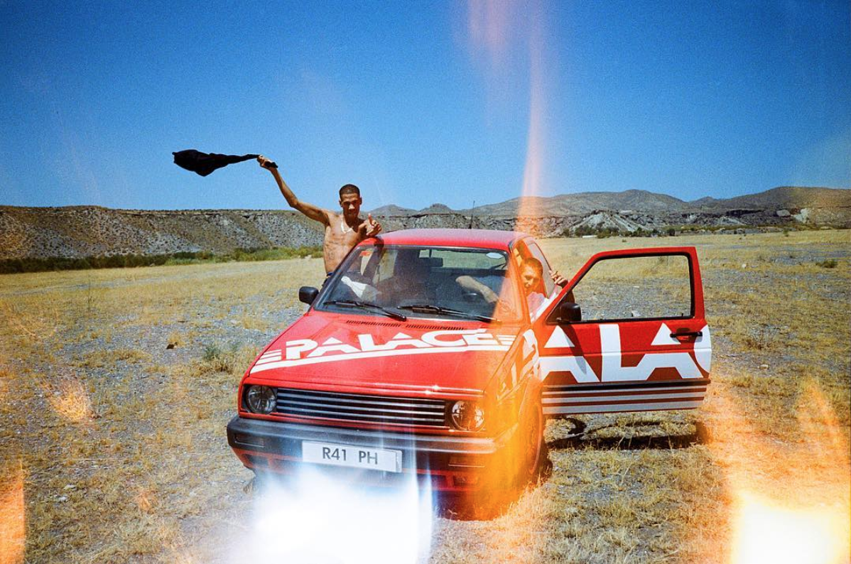 Minivan - HD Wallpaper 