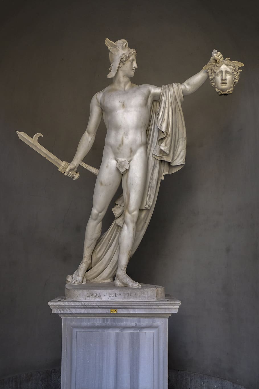 Statue, Marble, Rome, Statues, Sculpture, Vatican Museum, - Vatican Museums, Perseus - HD Wallpaper 