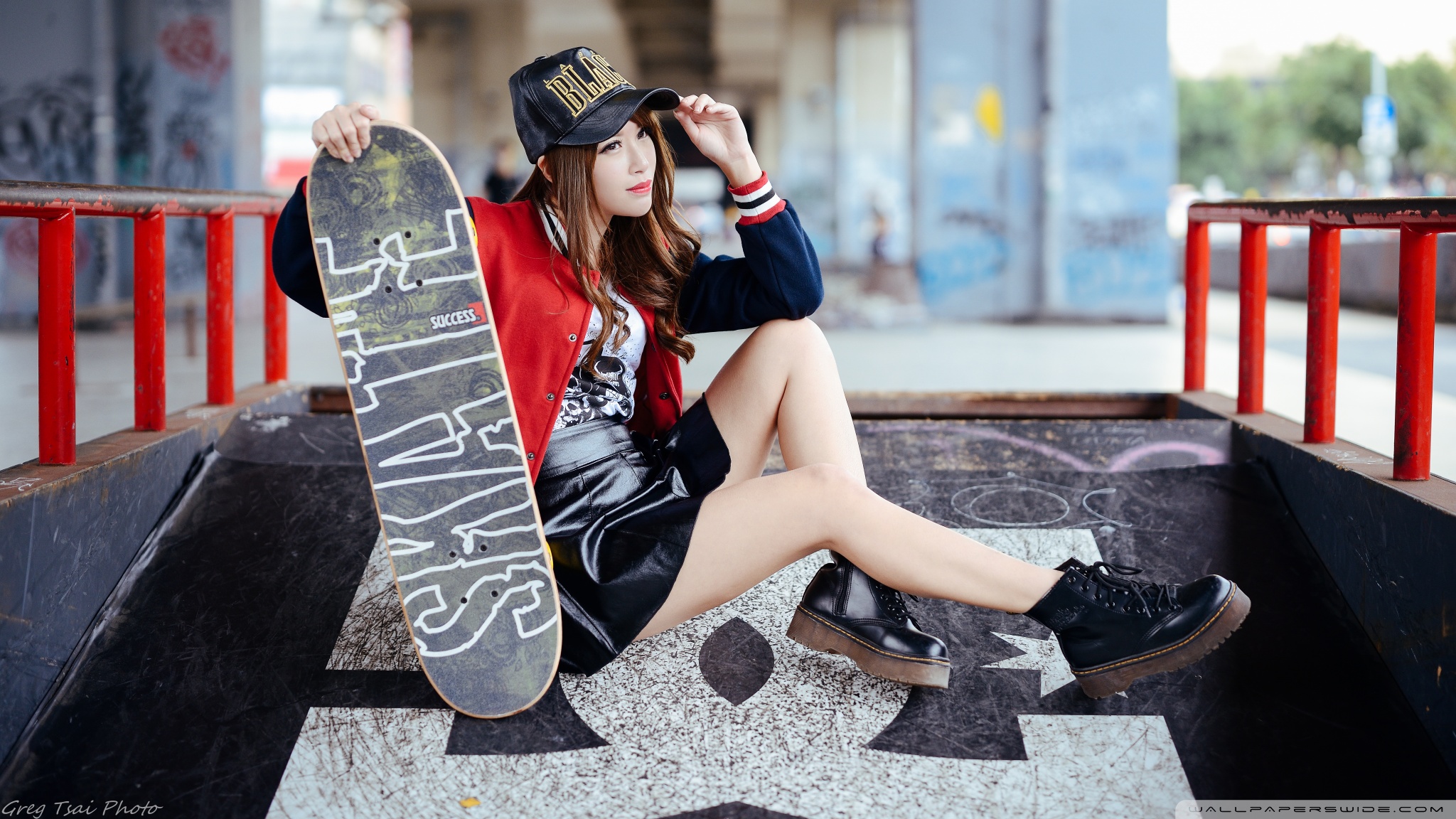 Girl Skateboards Wallpaper Hd - HD Wallpaper 