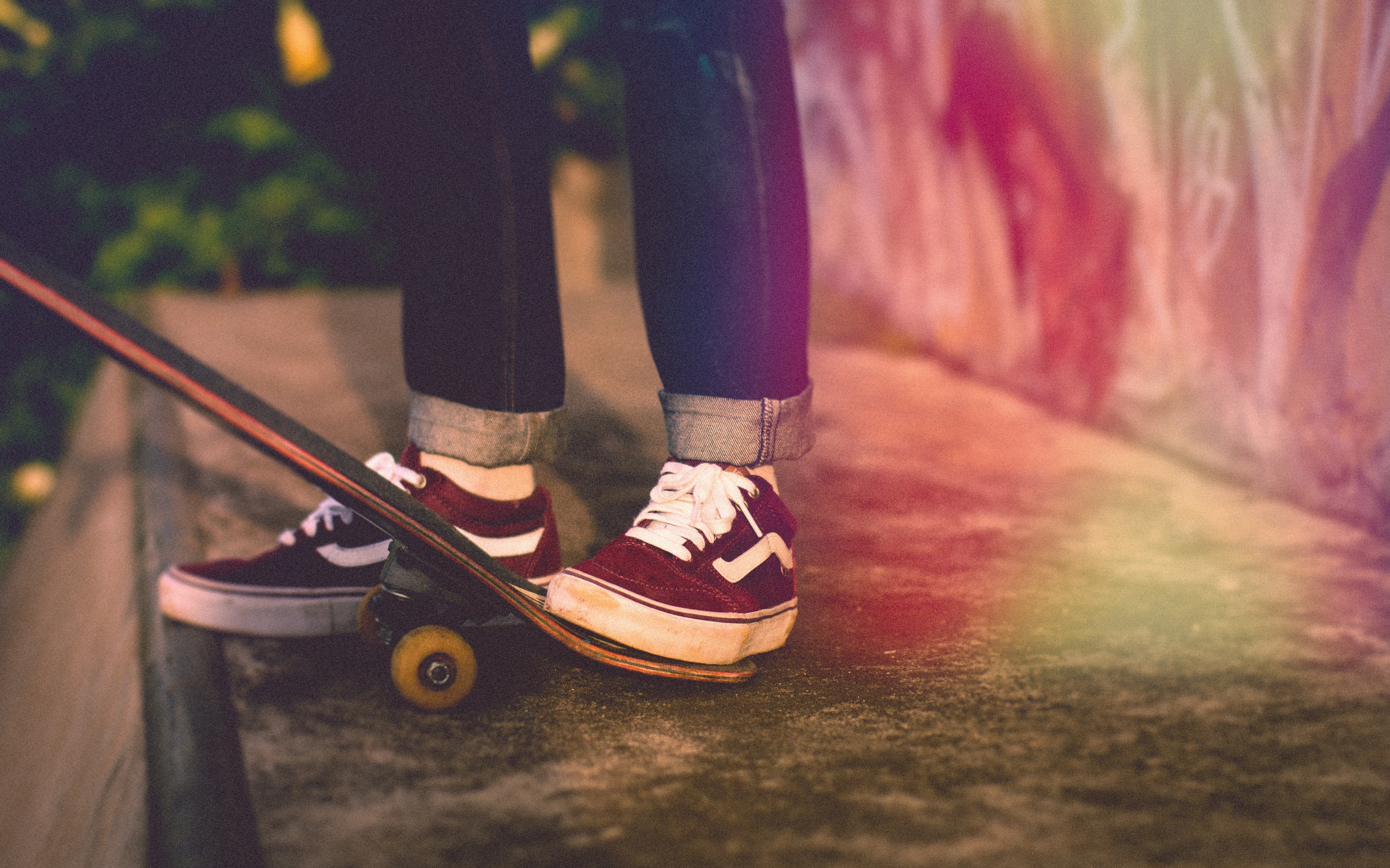 Wallpaper Skateboard, Legs, Sneakers, Hobby - Skateboard Wallpaper 4k - HD Wallpaper 