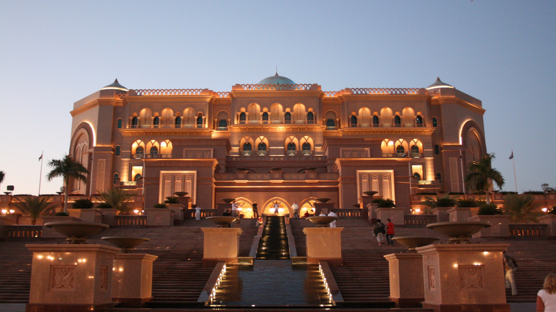 Wallpaper Emirates Palace Hotel Abu Dhabi - Emirates Palace - HD Wallpaper 