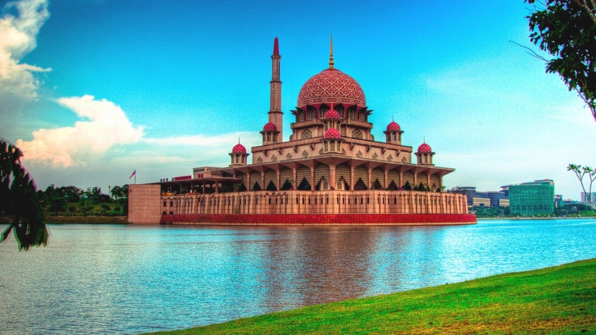 Putra Mosque - HD Wallpaper 