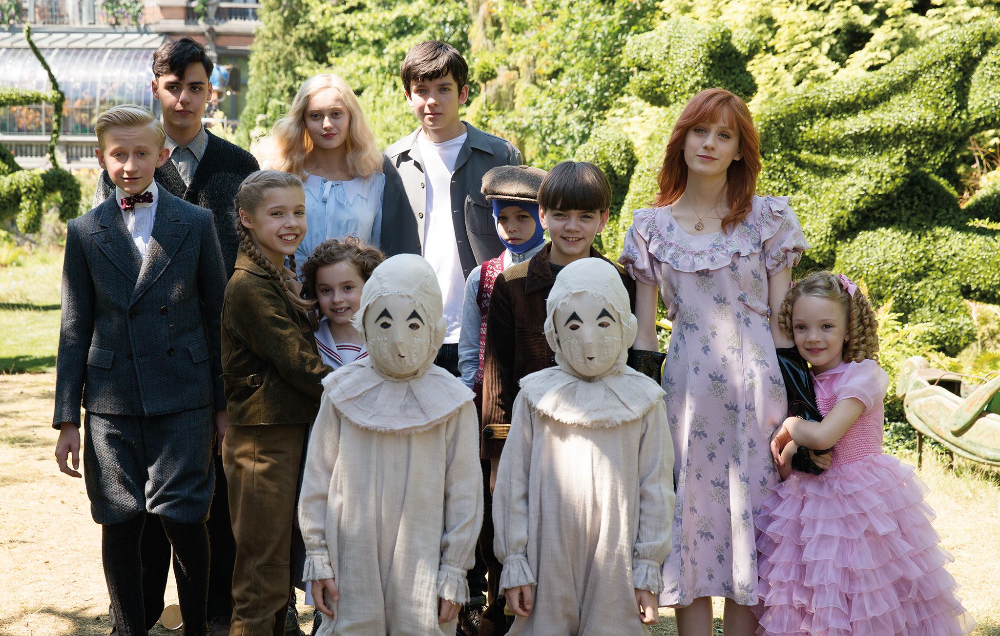 Photo Wallpaper Cinema, Movie, Film, Cast, Kids, Miss - Miss Peregrine's Children - HD Wallpaper 