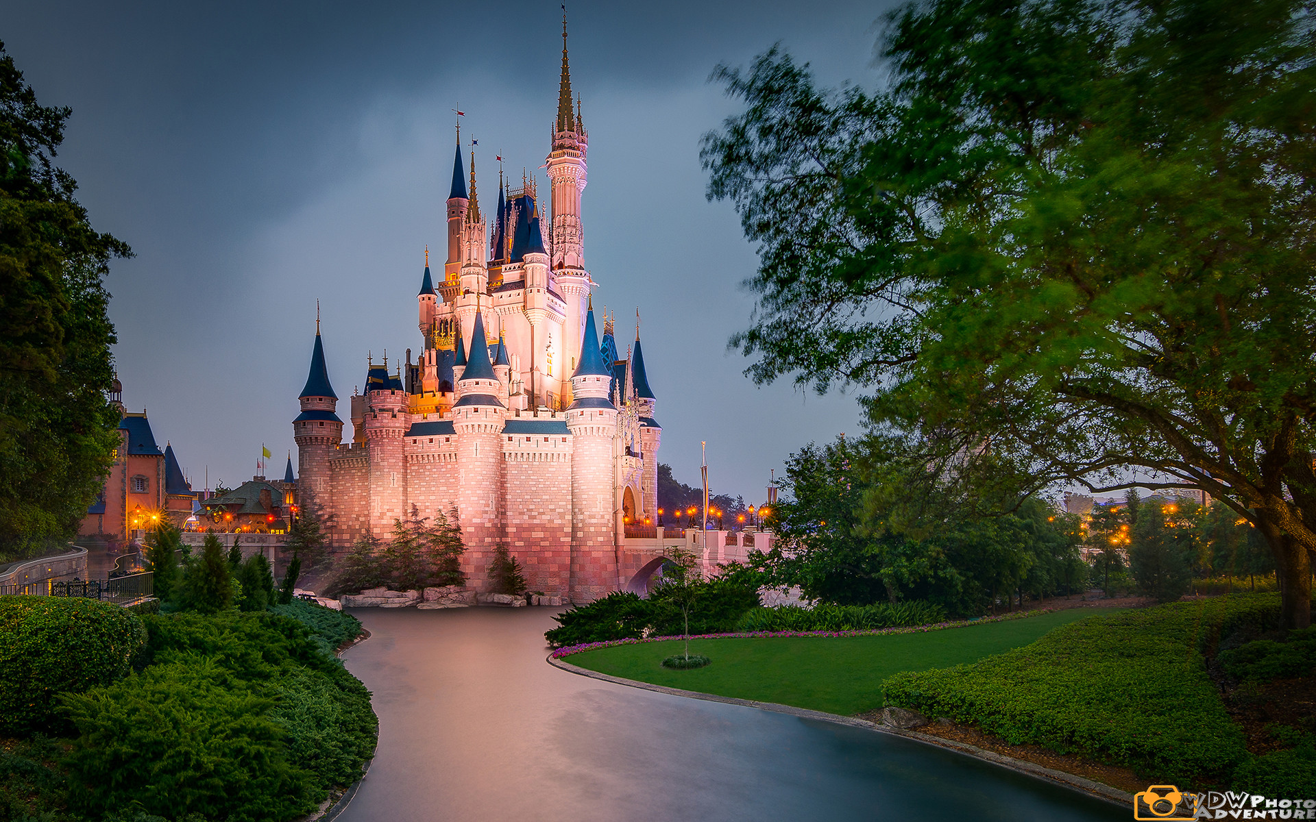 1920x1200, Facebook Cover 
 Data Id 114604 
 Data Src - Disney World, Cinderella Castle - HD Wallpaper 