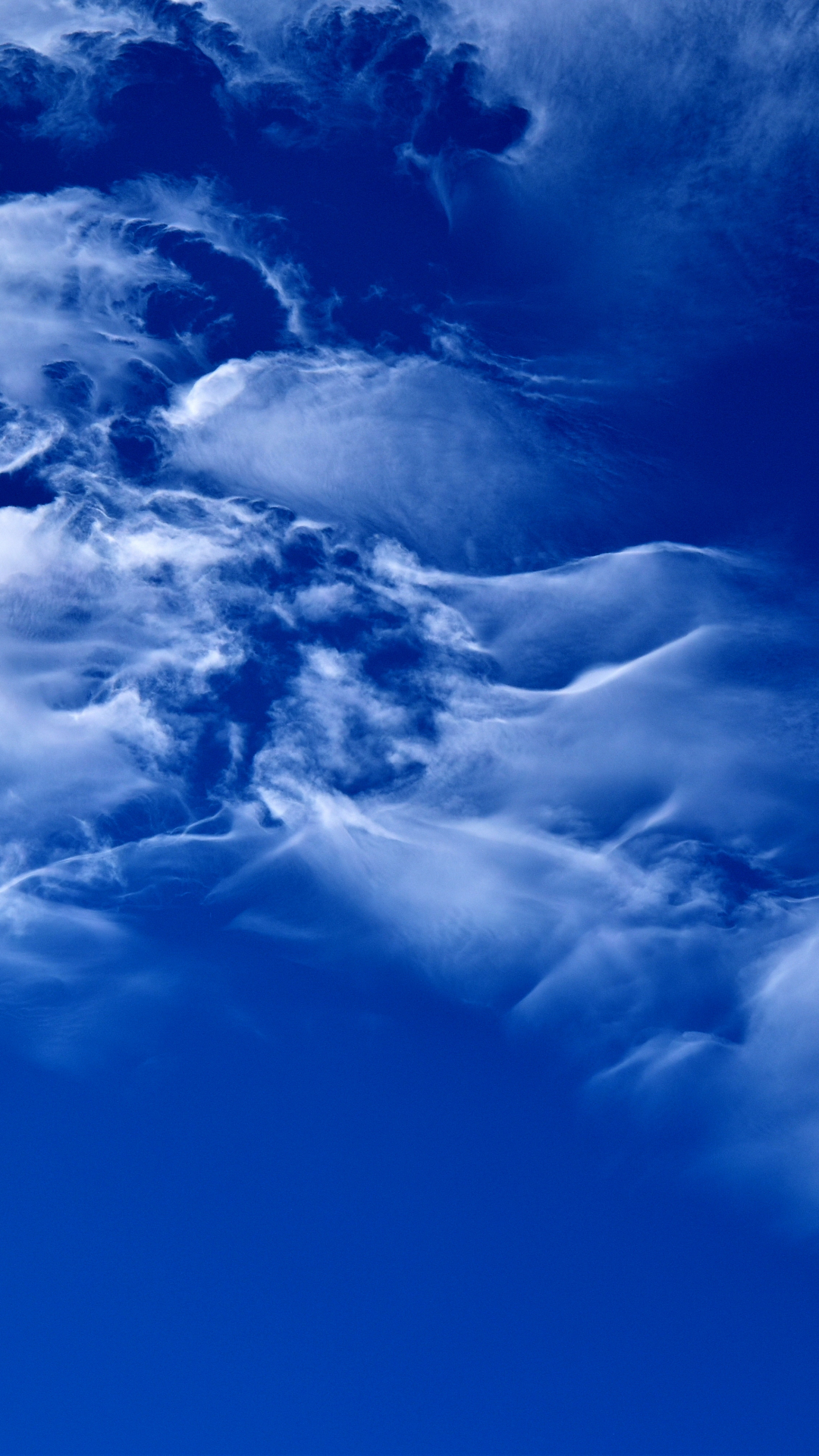 Clouds On A Bright Blue Sky Iphone Wallpaper - Bright Blue Sky - HD Wallpaper 