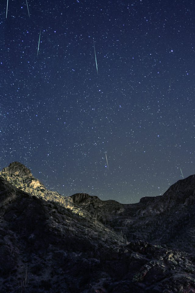 Wallpaper Bright Mountain Space Star Dark Iphone Wallpaper - Constellations Wallpaper Iphone Se - HD Wallpaper 