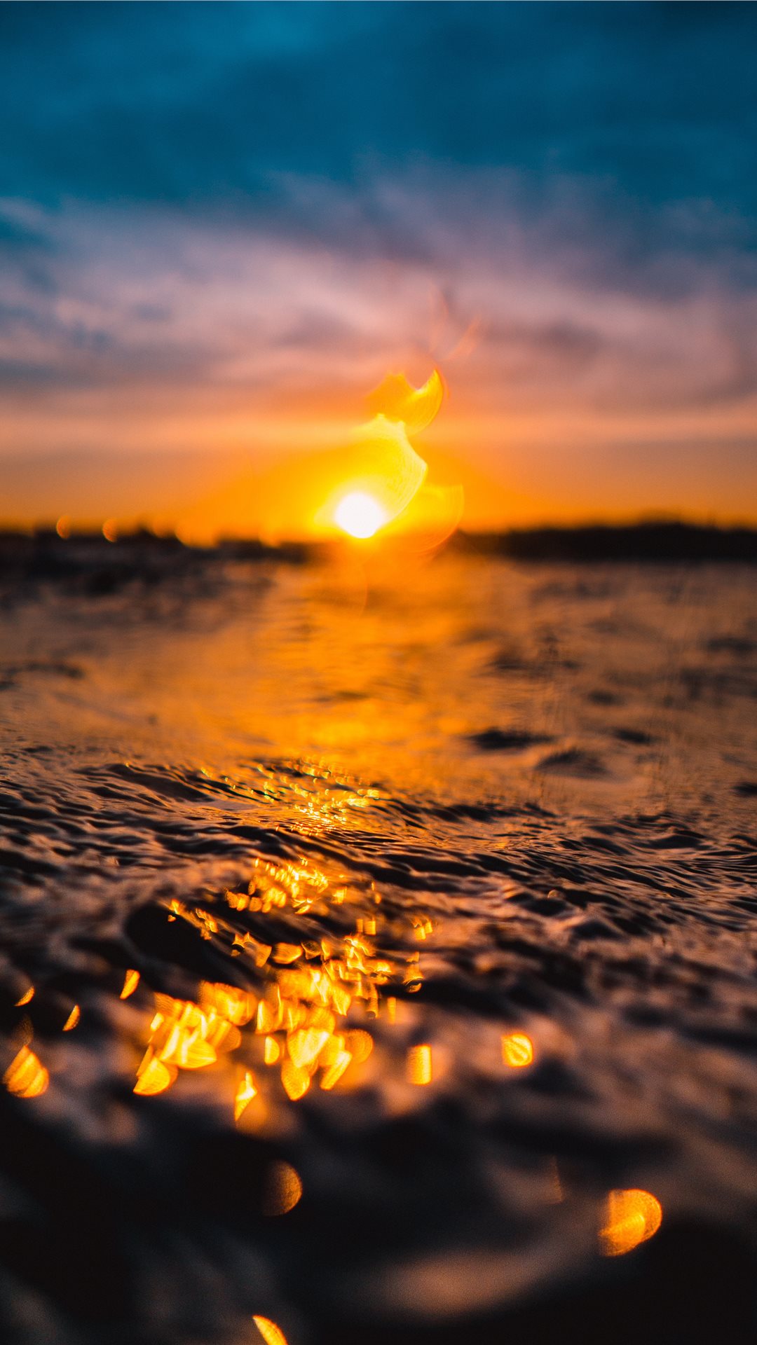 Sunset Water Background Iphone - HD Wallpaper 