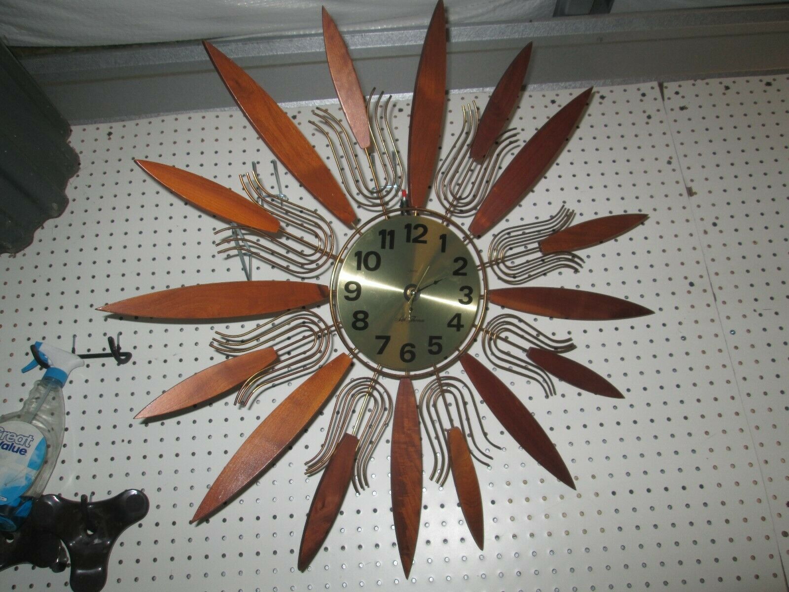 Clock - HD Wallpaper 