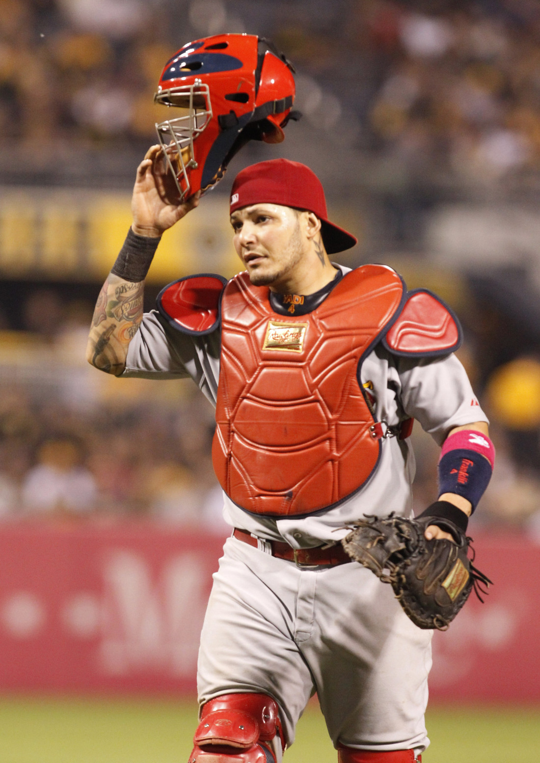 Yadier Molina Wallpaper Iphone 1100x1554 Wallpaper Teahub Io