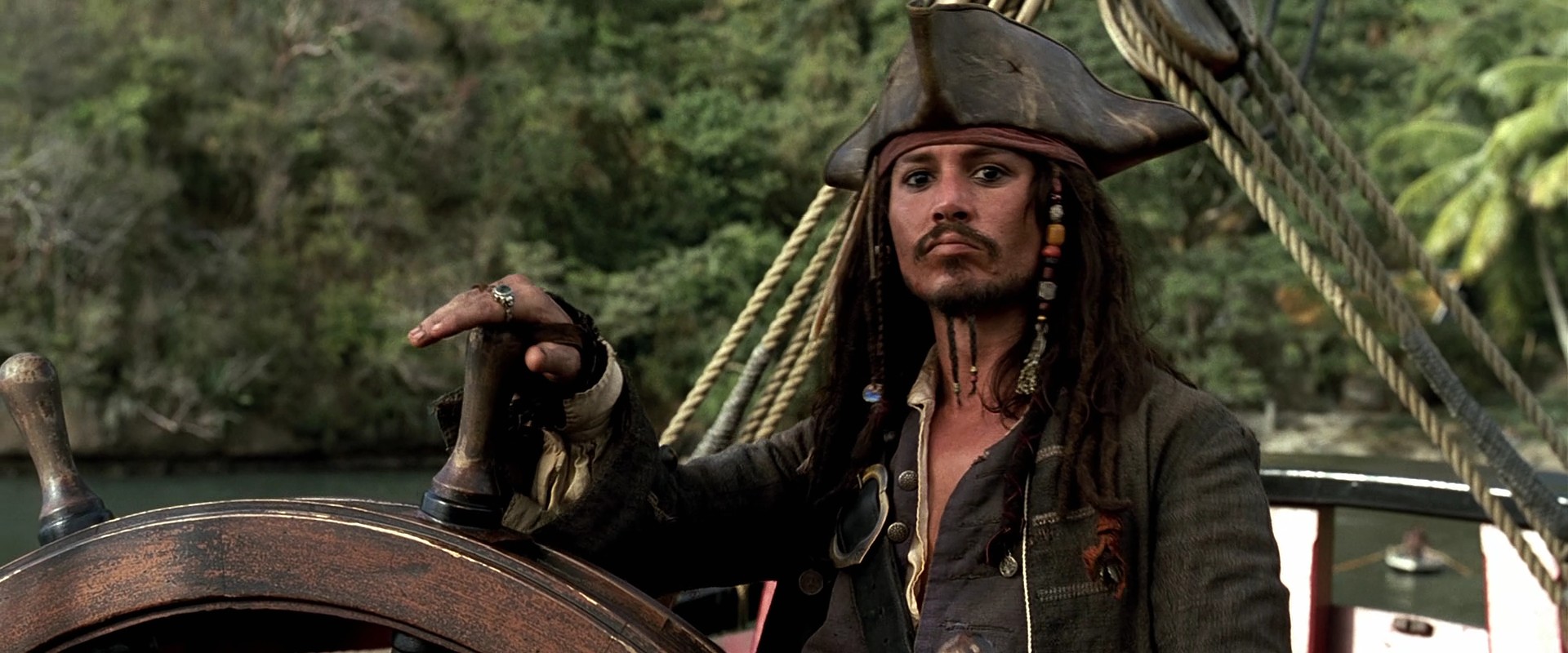 Hq Pirates Of The Caribbean - Pirates Of The Caribbean Jack Sparrow Steering - HD Wallpaper 