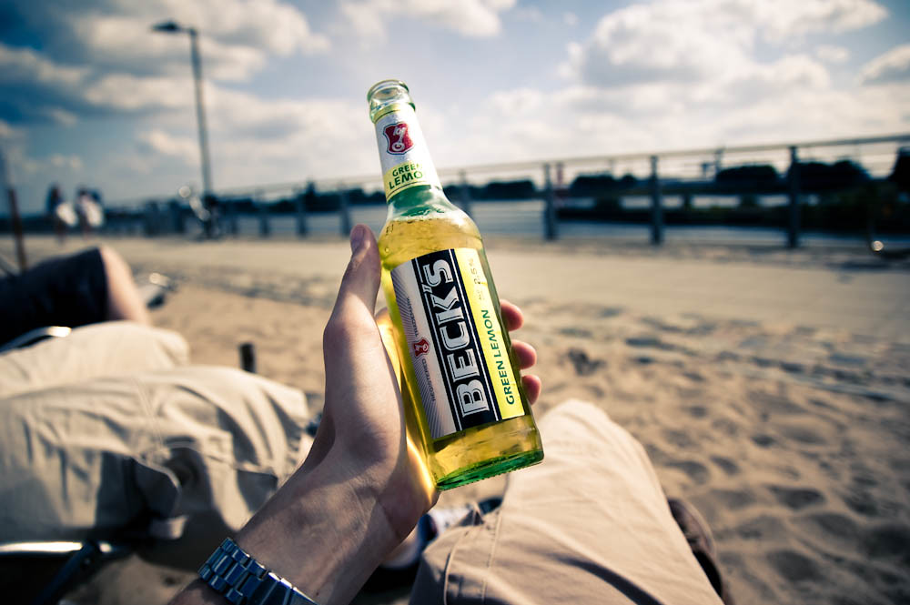 Beck's Blue - Brauerei Beck & Co. - HD Wallpaper 