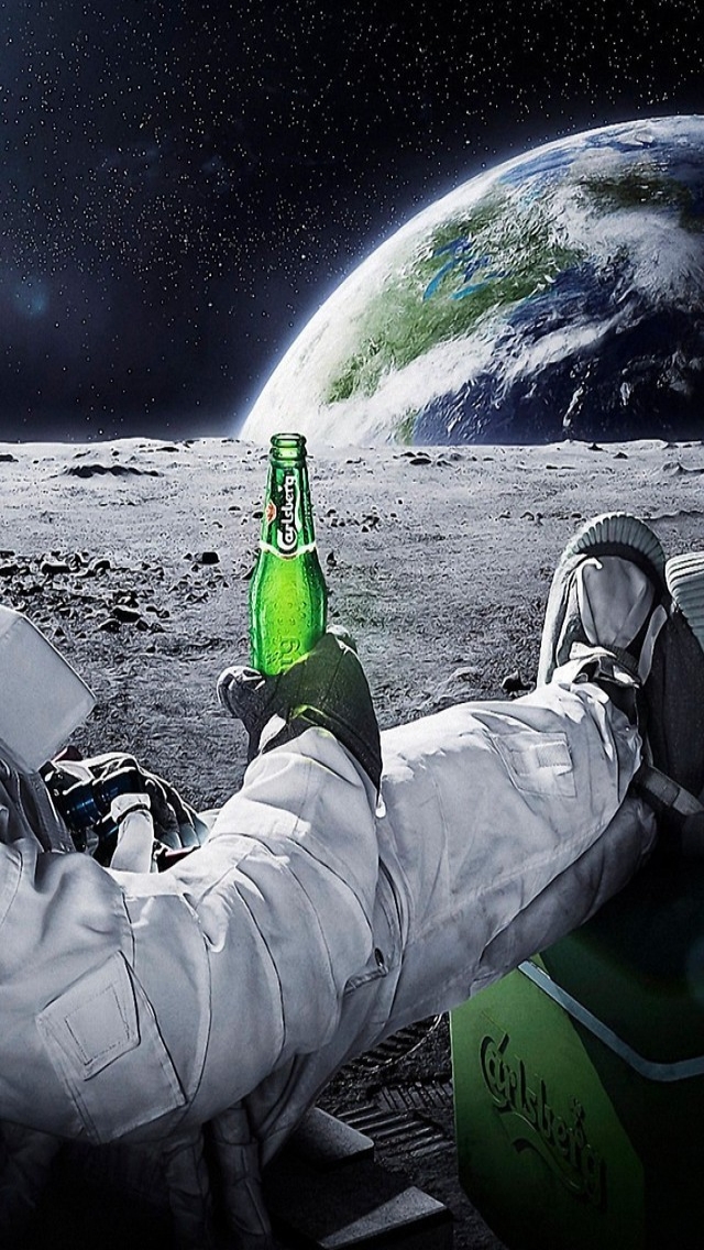Carlsberg Beer In Space For 640 X 1136 Iphone 5 Resolution - Iphone Wallpaper Carlsberg - HD Wallpaper 
