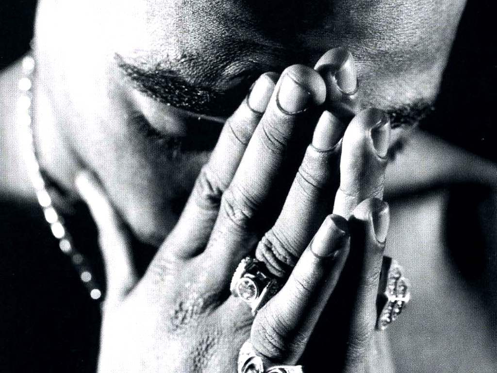 Tupac Praying - HD Wallpaper 