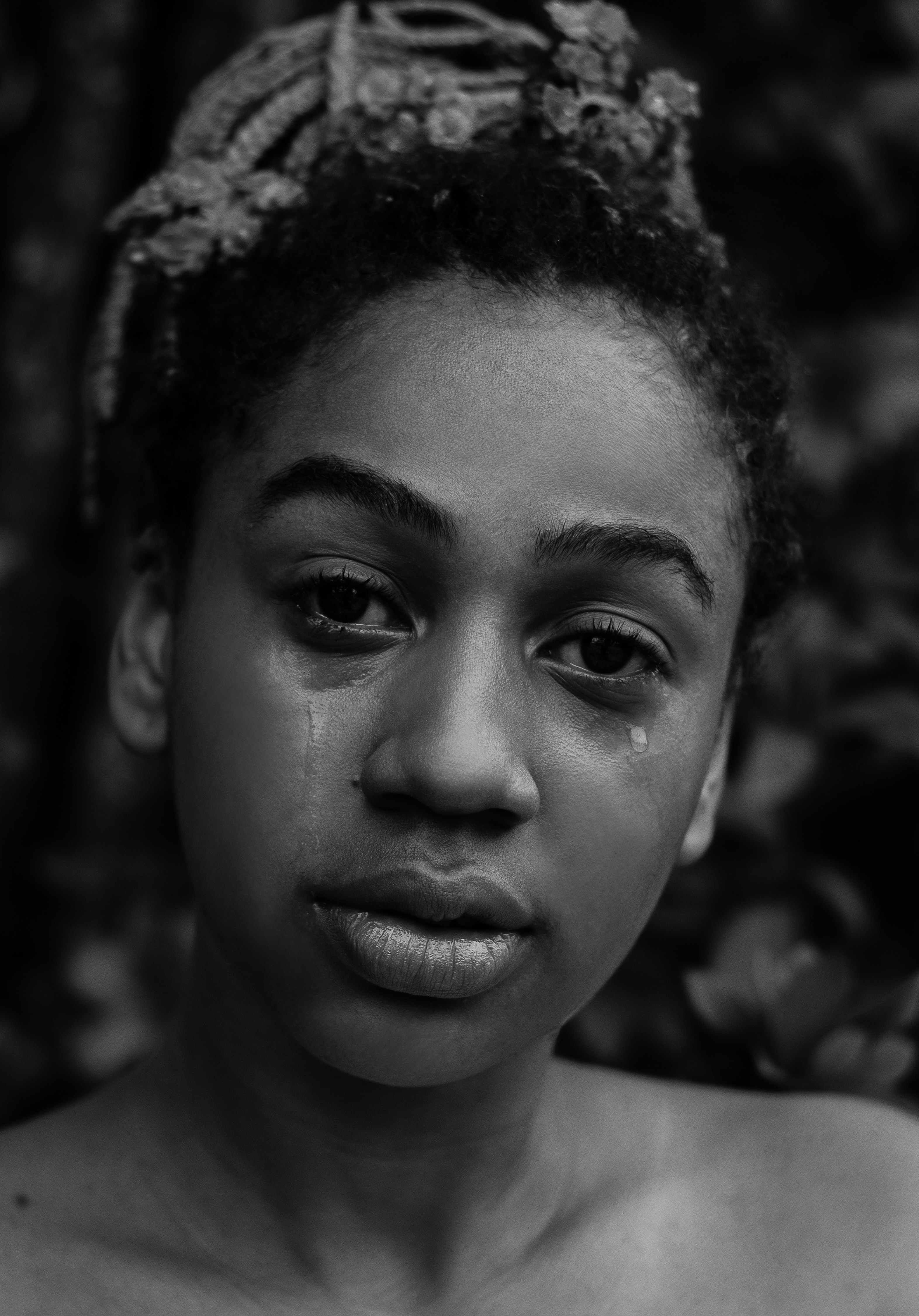Beautiful Black Woman Crying - HD Wallpaper 