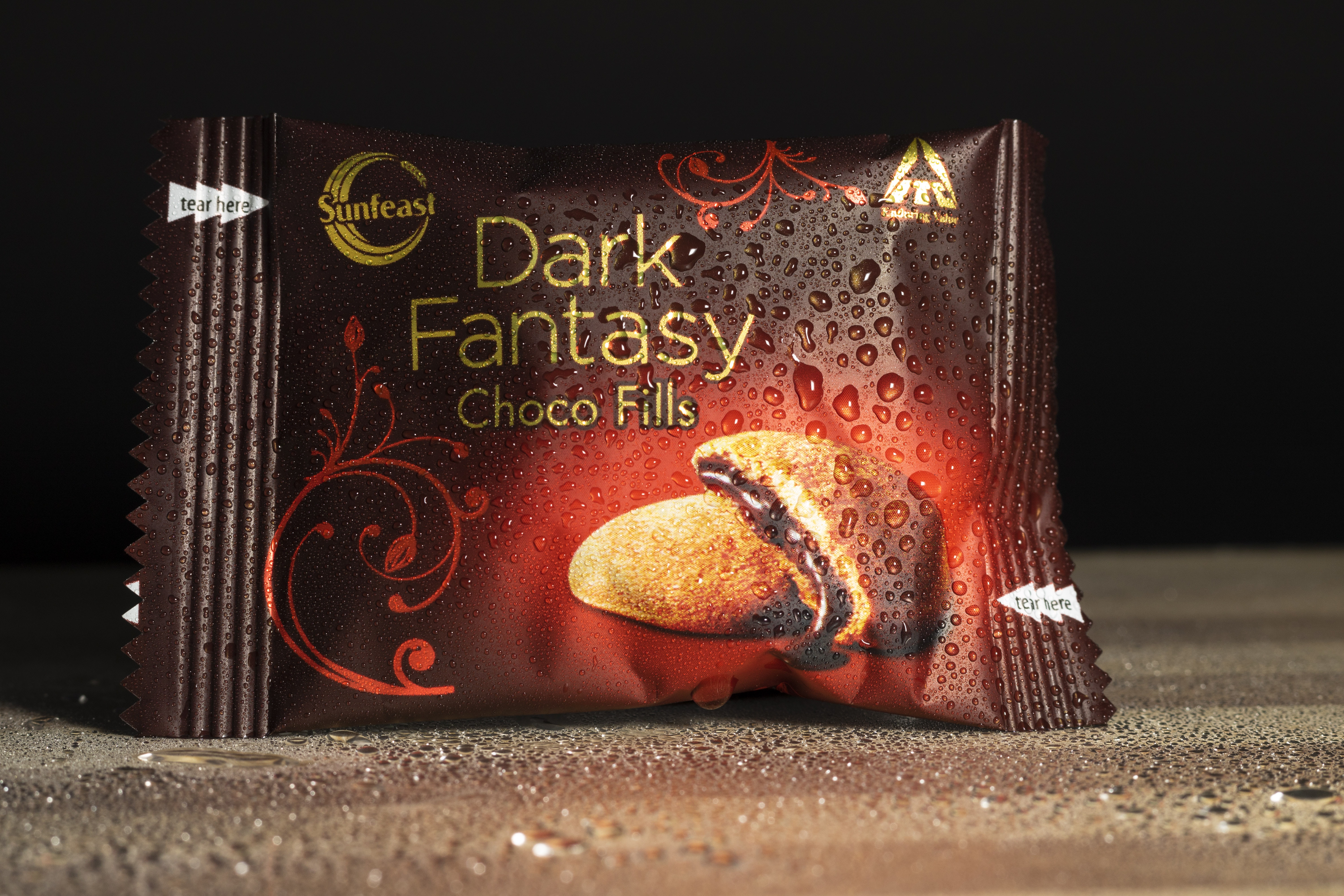 Dark Fantasy Biscuit Photography - HD Wallpaper 