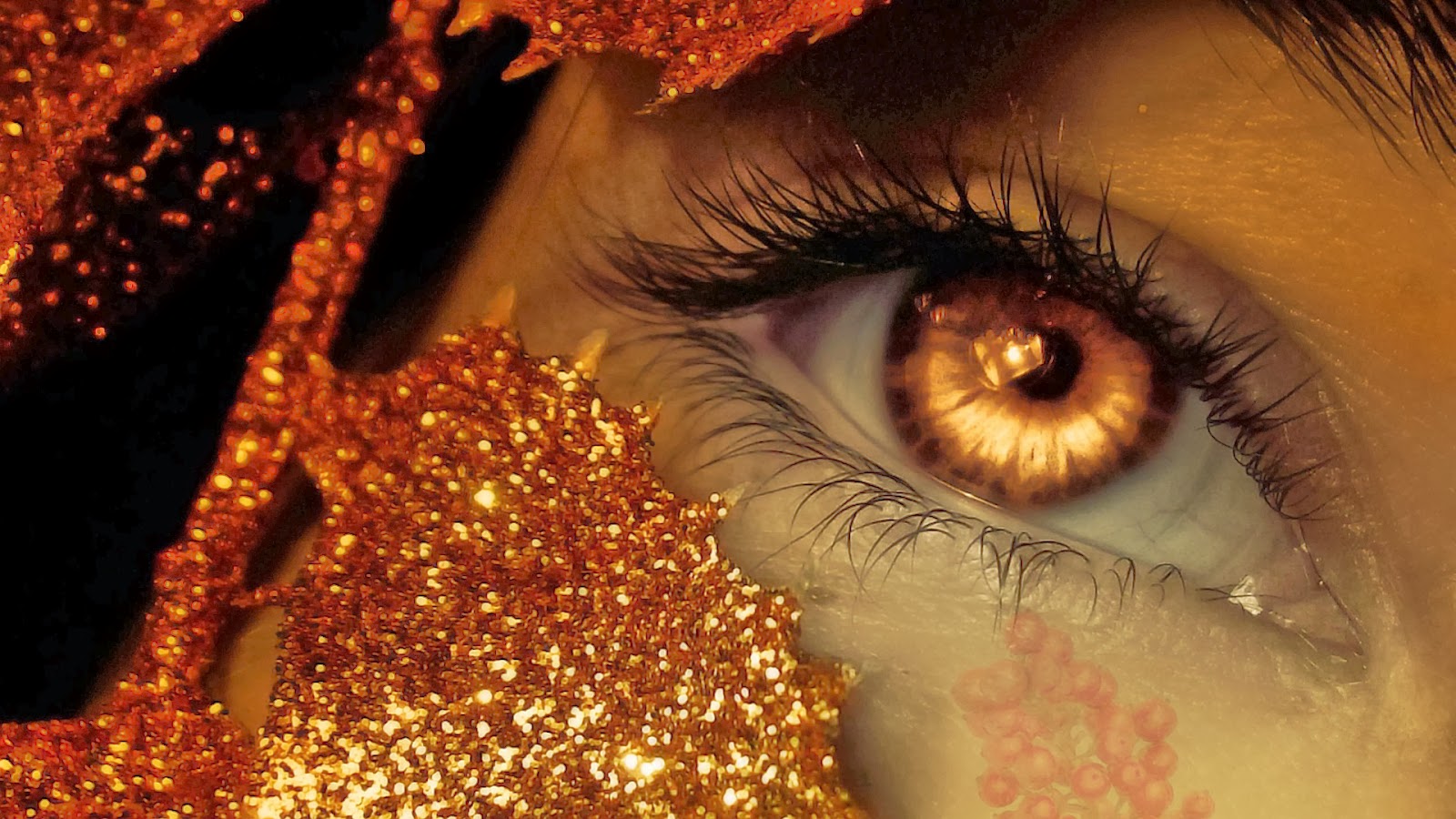 Fantasy Golden Eyes - HD Wallpaper 