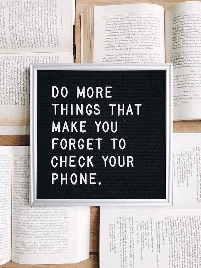 Quotes, Book, And Phone Image - Best Letter Board Quotes - HD Wallpaper 