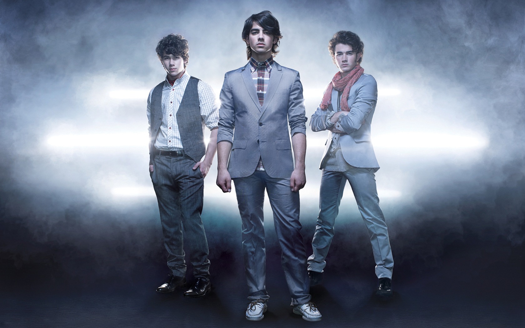 Jonas Brothers A Little Bit - HD Wallpaper 