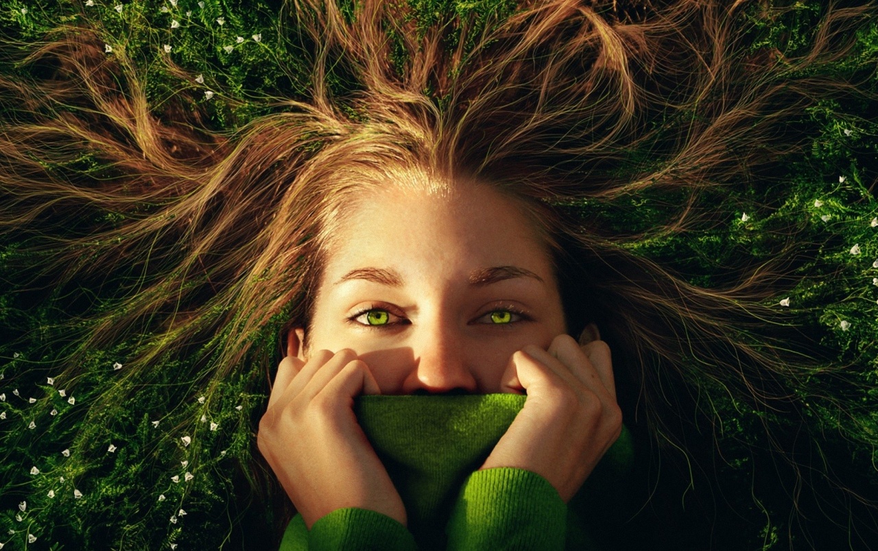 Beautiful Brunette With Green Eyes Wallpapers - People With Nature Powers - 1280x804 Wallpaper Beautiful Brunette With Green Eyes Wallpapers - People With Nature Powers - 1280x804 Wallpaper