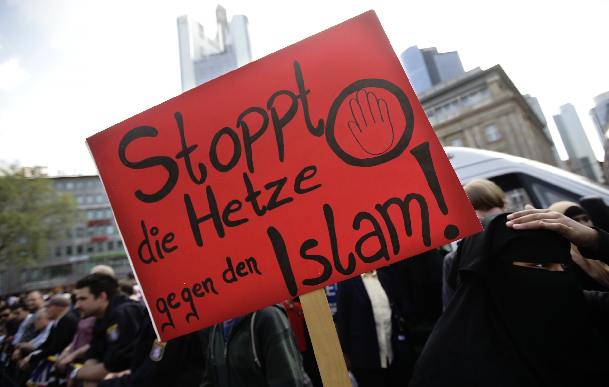 niqab-muslim-protest-protest-2500x1592-wallpaper-teahub-io