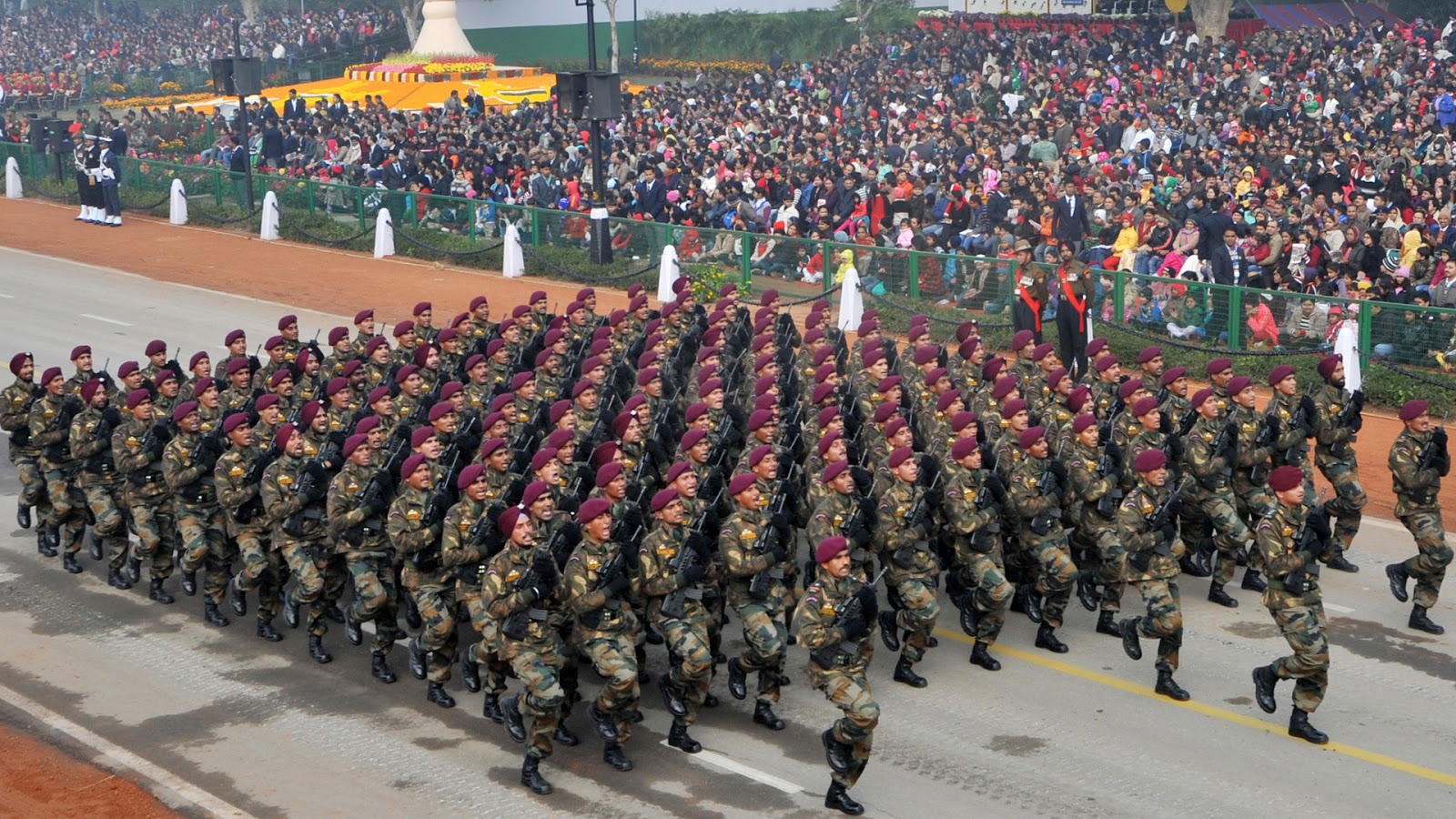 Army Hd Wallpapers Images Latest Army Full Hd Pictures - Indian Army Republic Day Parade 2018 - HD Wallpaper 