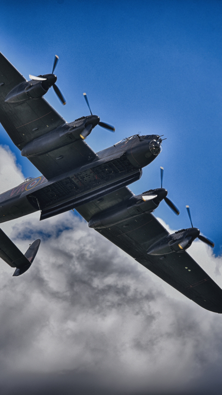 Lancaster Bomber, Avro Lancaster, Military Aircraft, - Avro Lancaster Wallpaper Movile - HD Wallpaper 