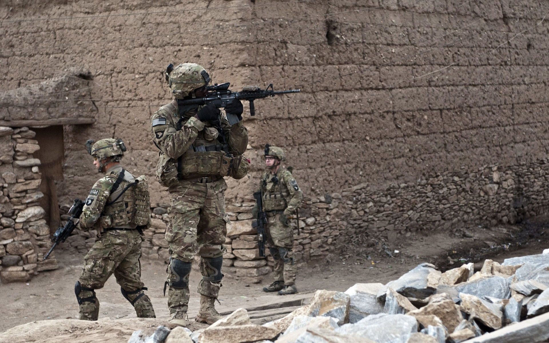 Arcteryx Knee Pads Soldier - HD Wallpaper 