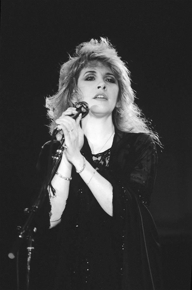 Stevie Nicks, Fleetwood Mac, Ca, - Singing - HD Wallpaper 