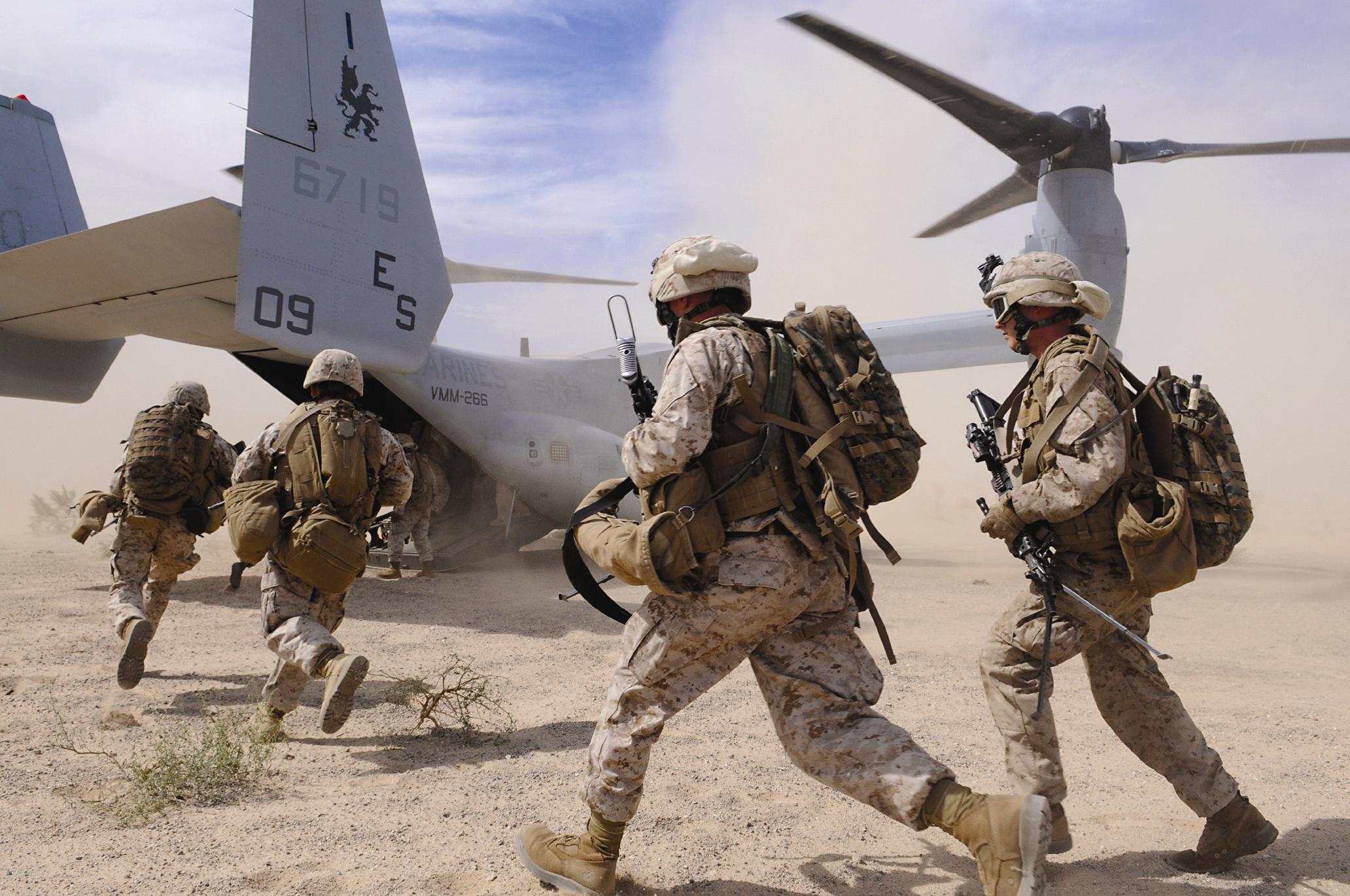 Us Marines Cool Hd Wallpaper Hivewallpaper
download - V22 Ospreys Soldier S - HD Wallpaper 