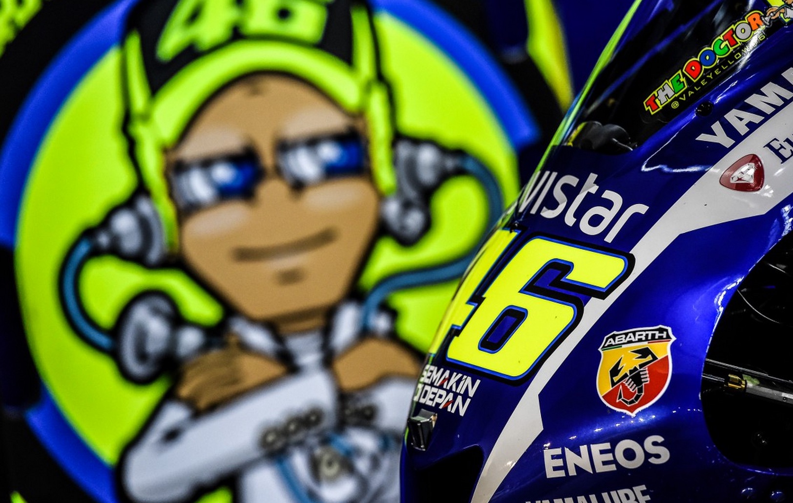 Valentino Rossi Movistar 46 - HD Wallpaper 