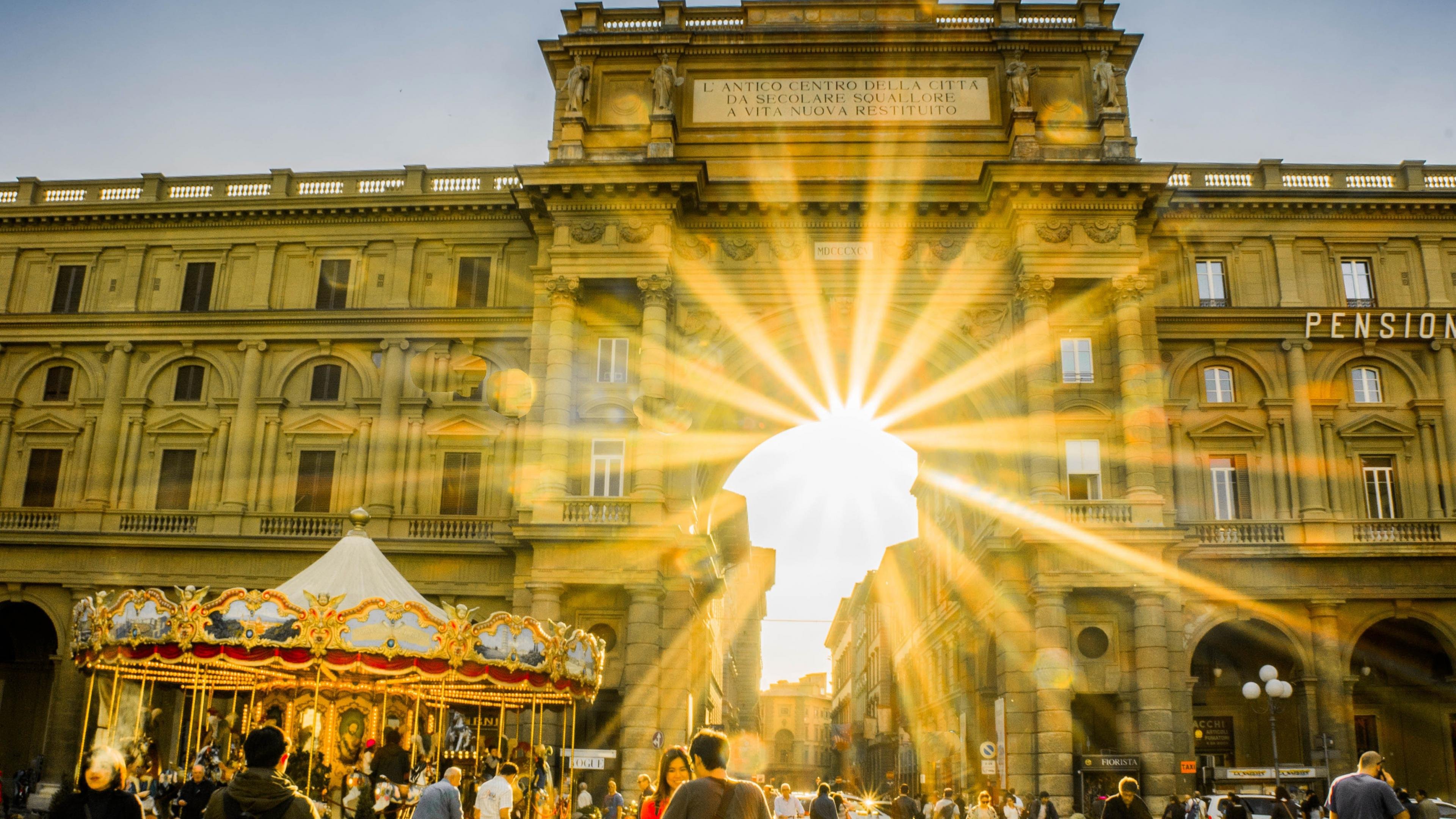 Florence Town Square Wallpaper - Piazza Della Repubblica - HD Wallpaper 