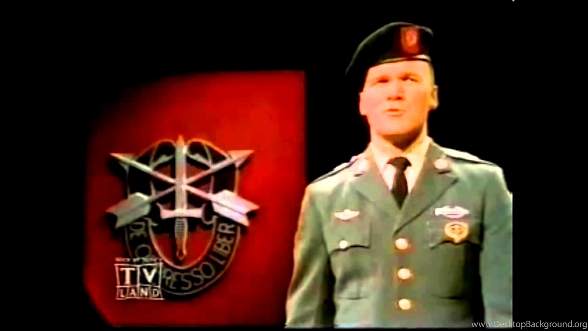 Green Beret Wallpaper - Barry Sadler Ballad Of The Green Berets - HD Wallpaper 