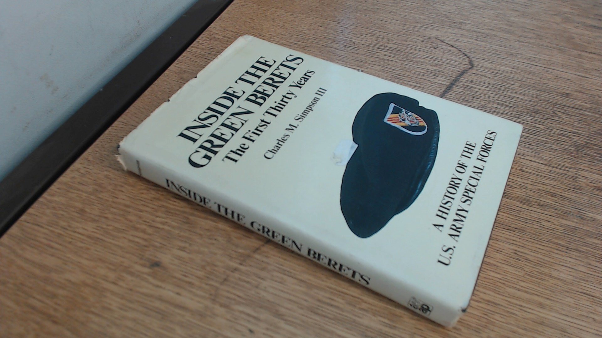 Book Cover - HD Wallpaper 