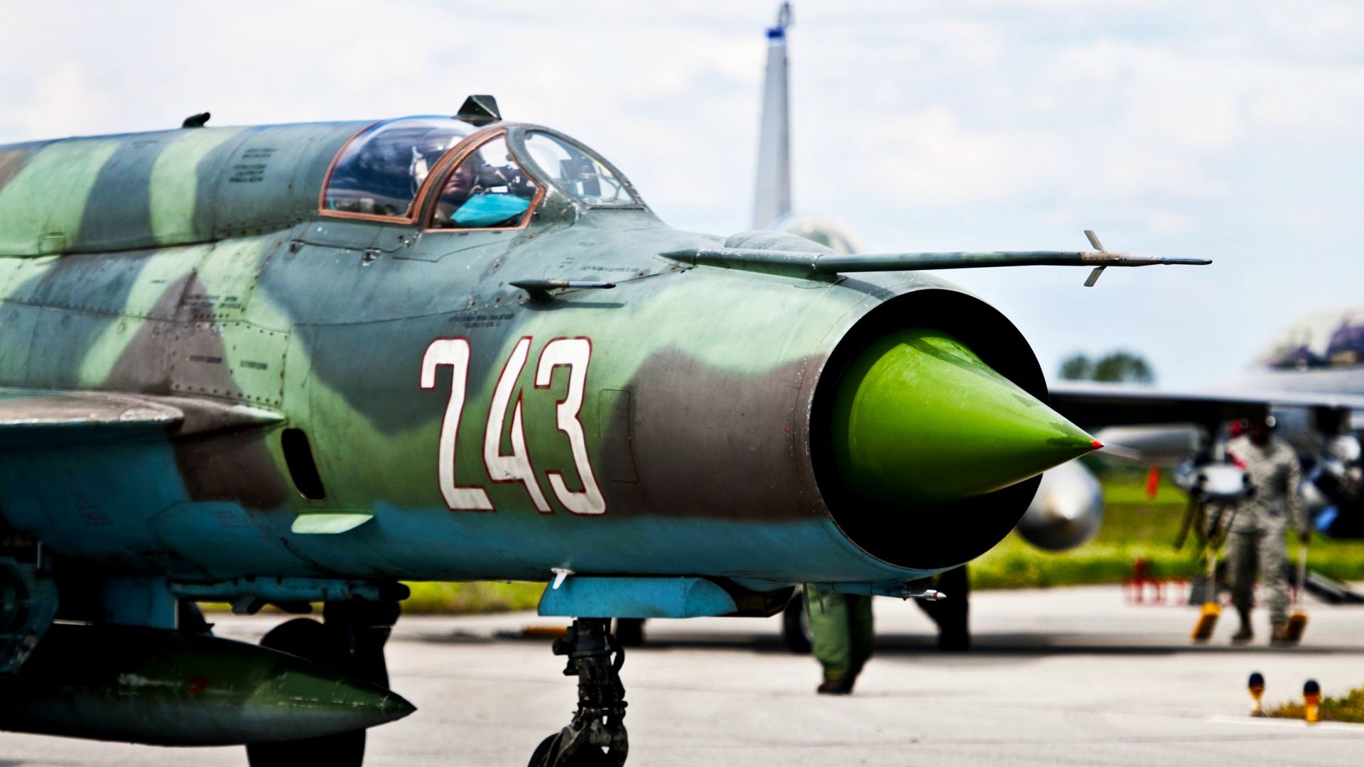 Mig 21 Wallpaper Hd - HD Wallpaper 