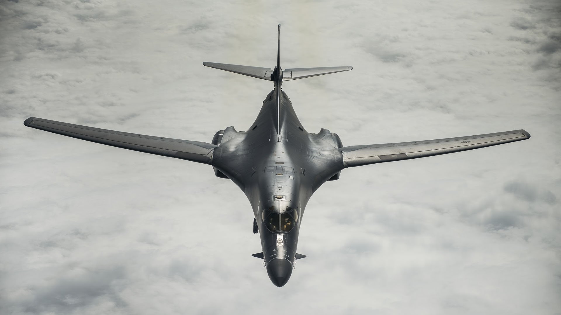 B1b Lancer - HD Wallpaper 