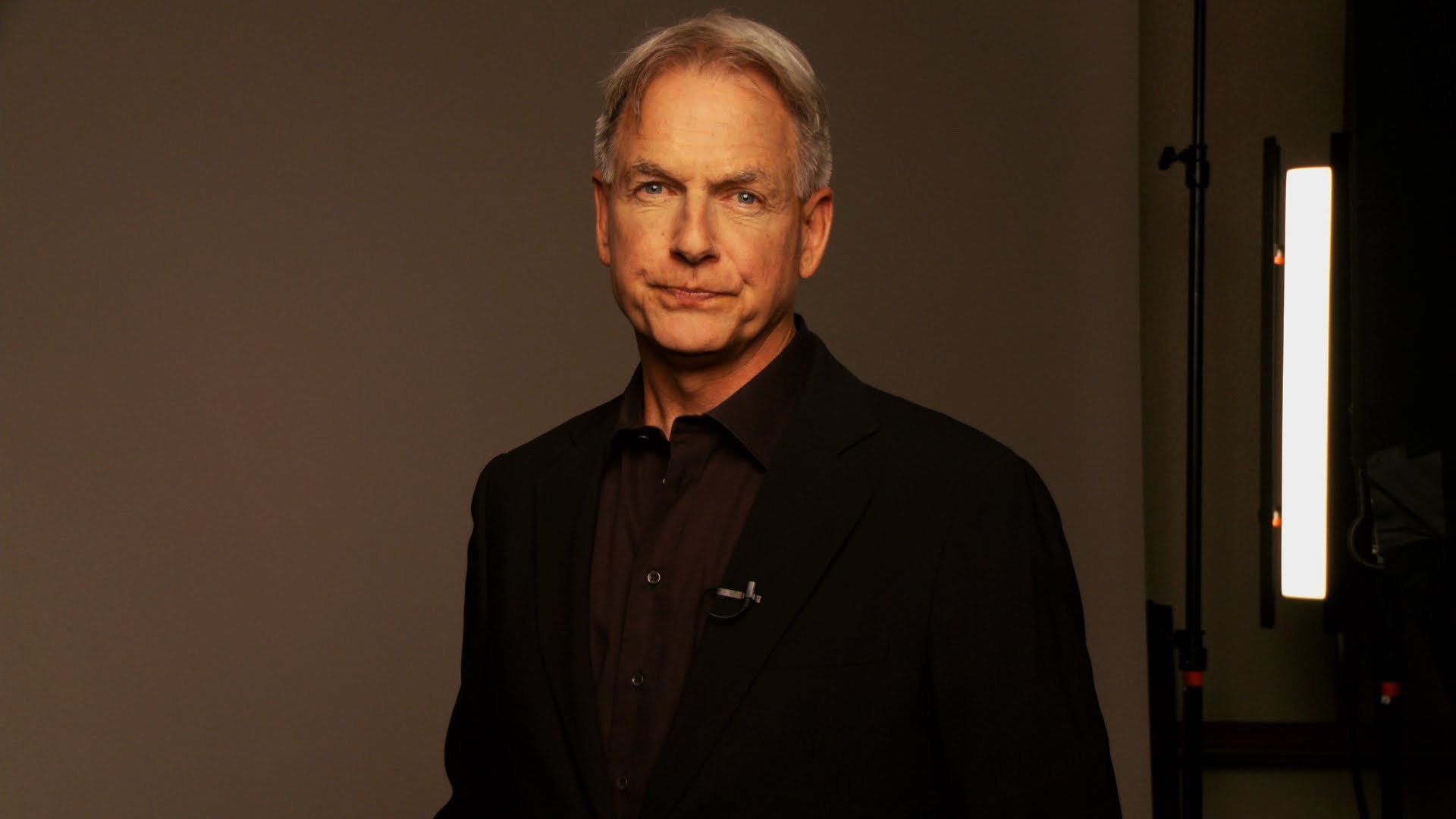 Mark Harmon Desktop Wallpaper - Mark Harmon - HD Wallpaper 