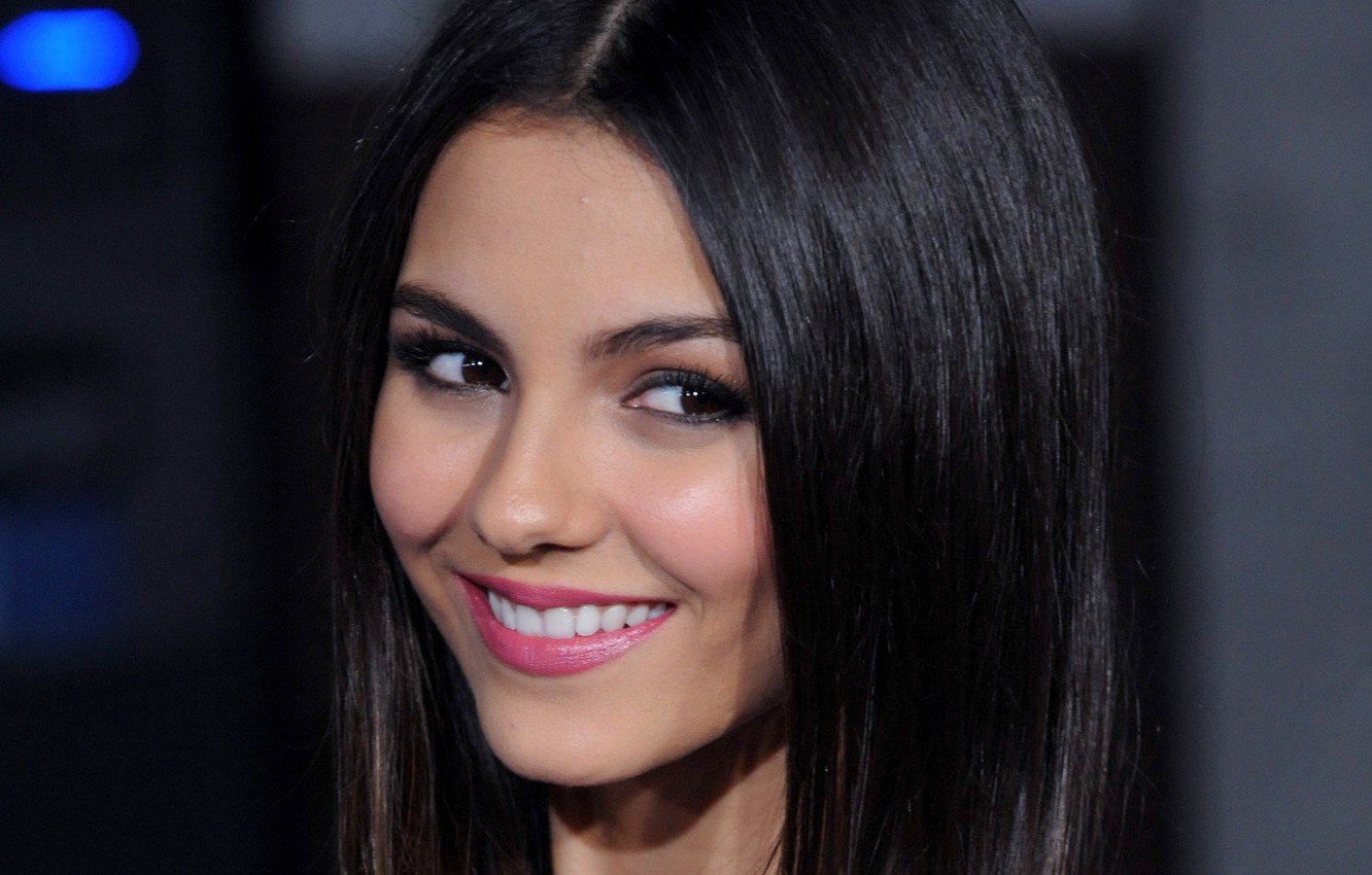 Photo Wallpaper Girl, Eyes, Smile, Victoria Justice, - Cute Eye Candy - HD Wallpaper 