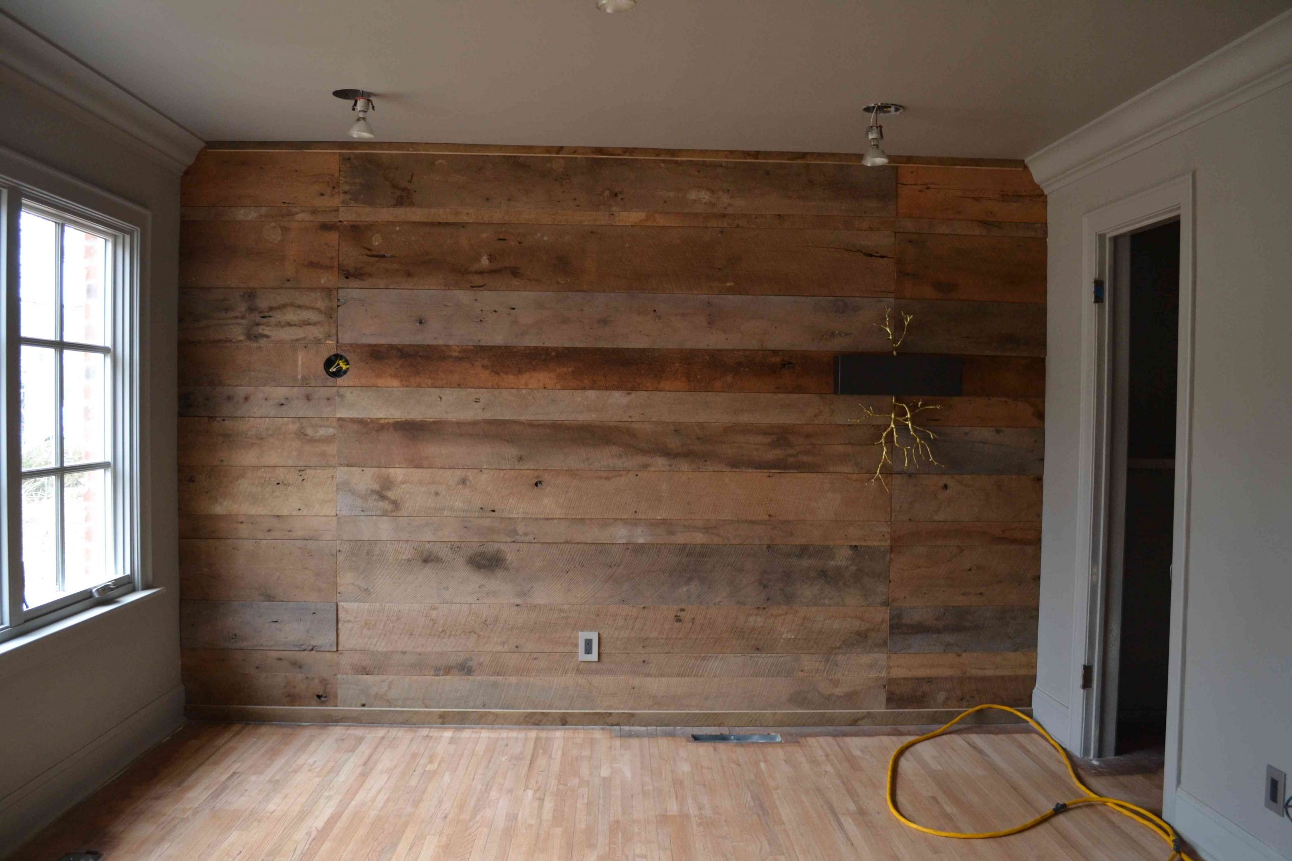 Wide Plank Wood Wall - HD Wallpaper 