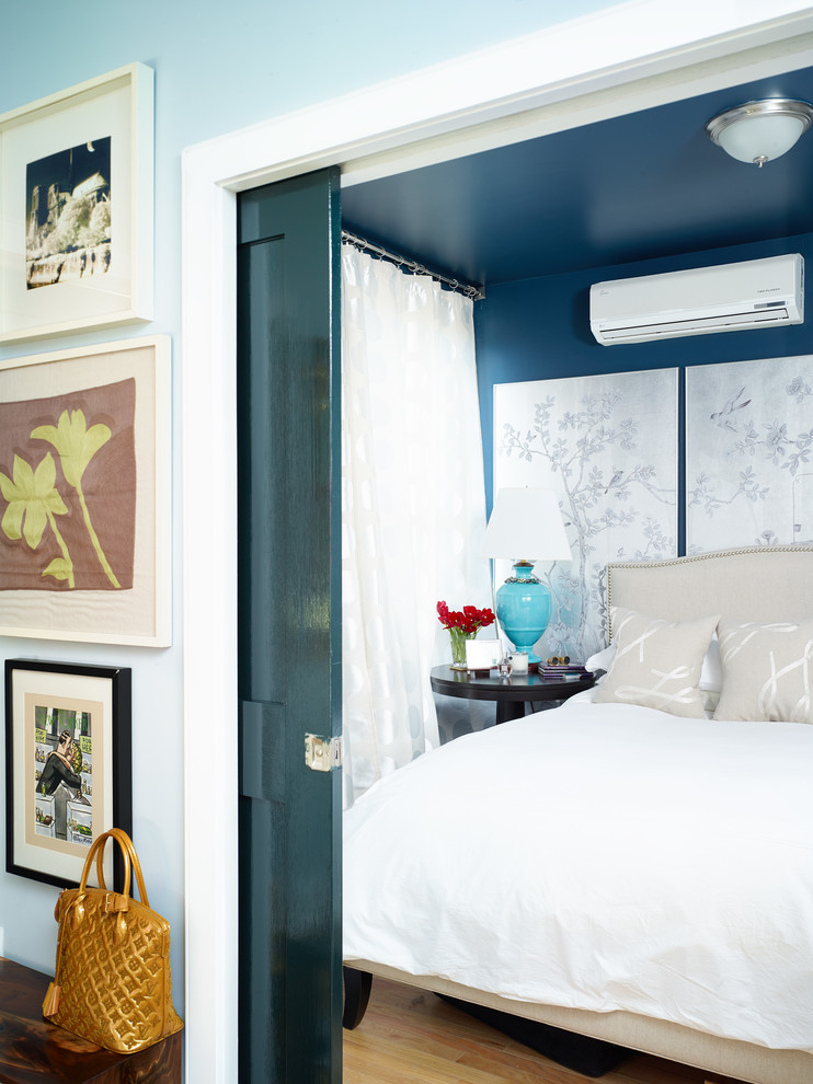 Turquoise Colored Bedding Eclectic Bedroom Blue Walls - Sliding Door For Ac Room - HD Wallpaper 