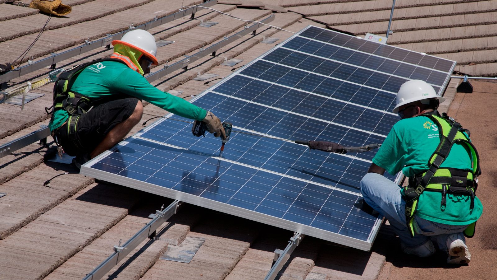 Solar Panel African American - HD Wallpaper 