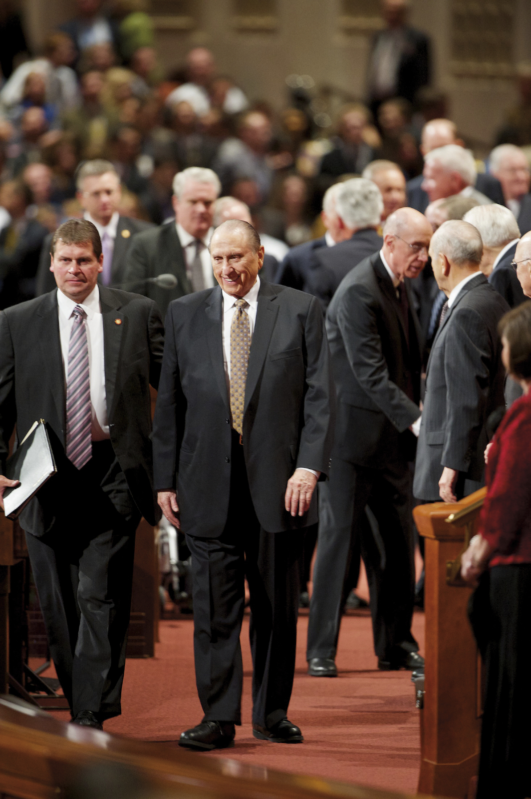 Thomas S Monson Security - HD Wallpaper 