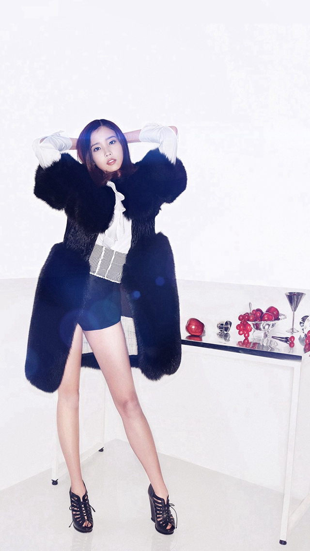 Iu Kpop Girl Music Sexy Flare Iphone Wallpaper - Music - HD Wallpaper 