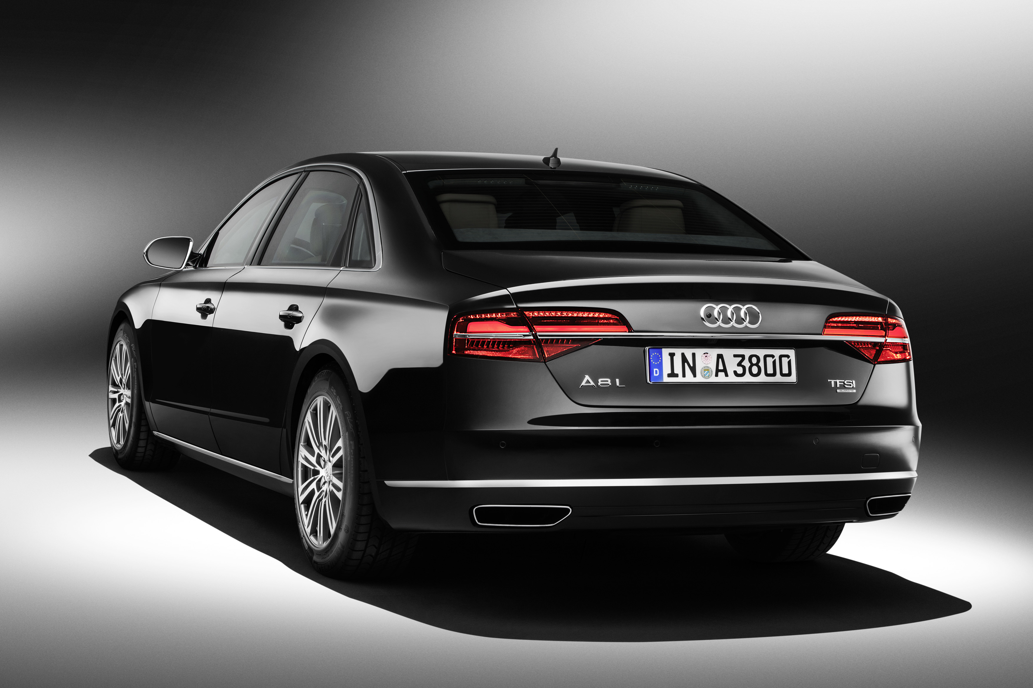 Audi A8 - HD Wallpaper 