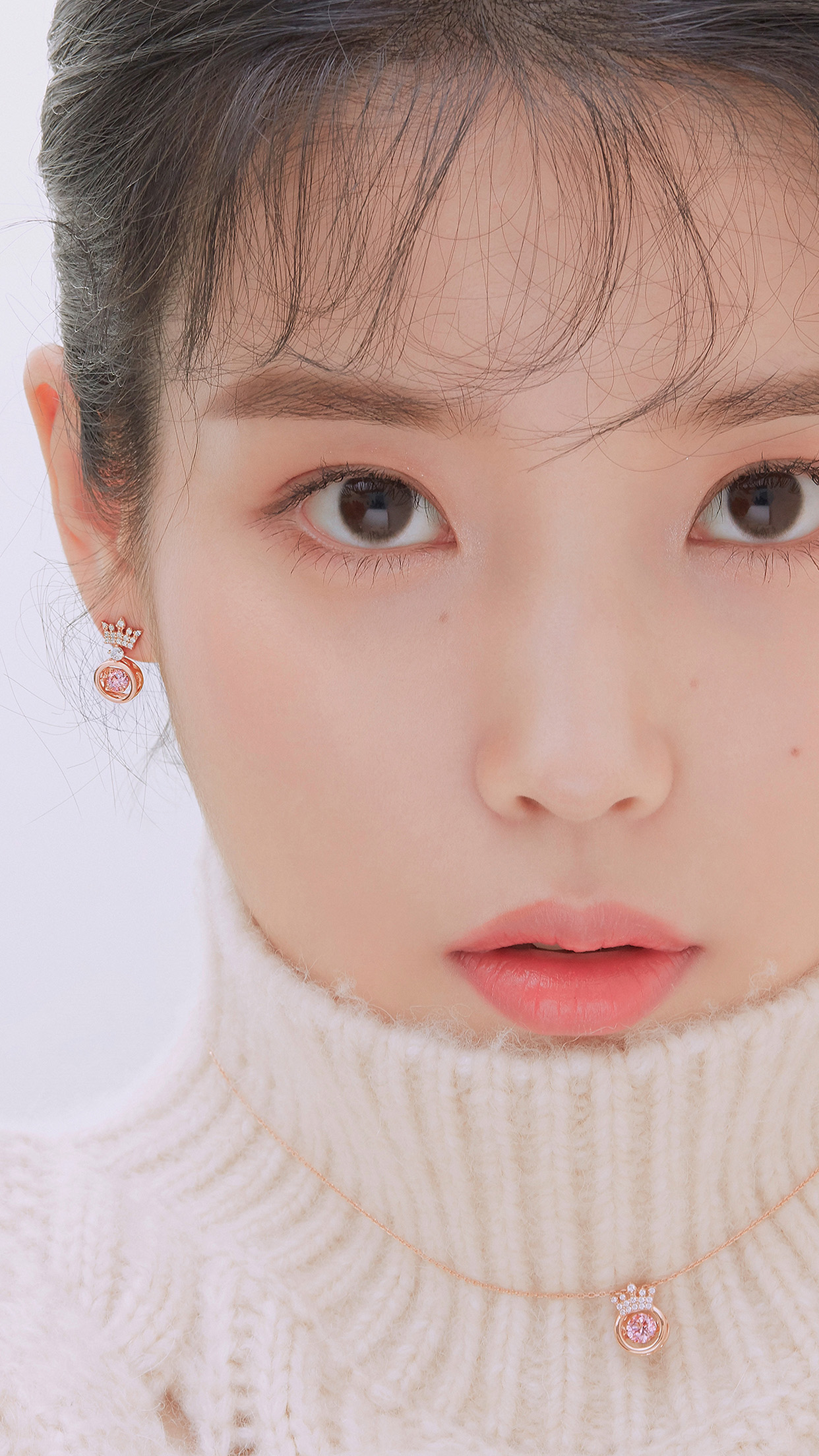 Iu High Cut Magazine - HD Wallpaper 