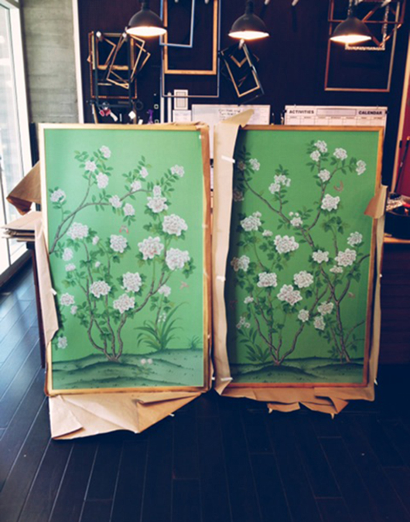 Chinoiserie Chic - Green Framed Chinoiserie Wallpaper Panels - HD Wallpaper 