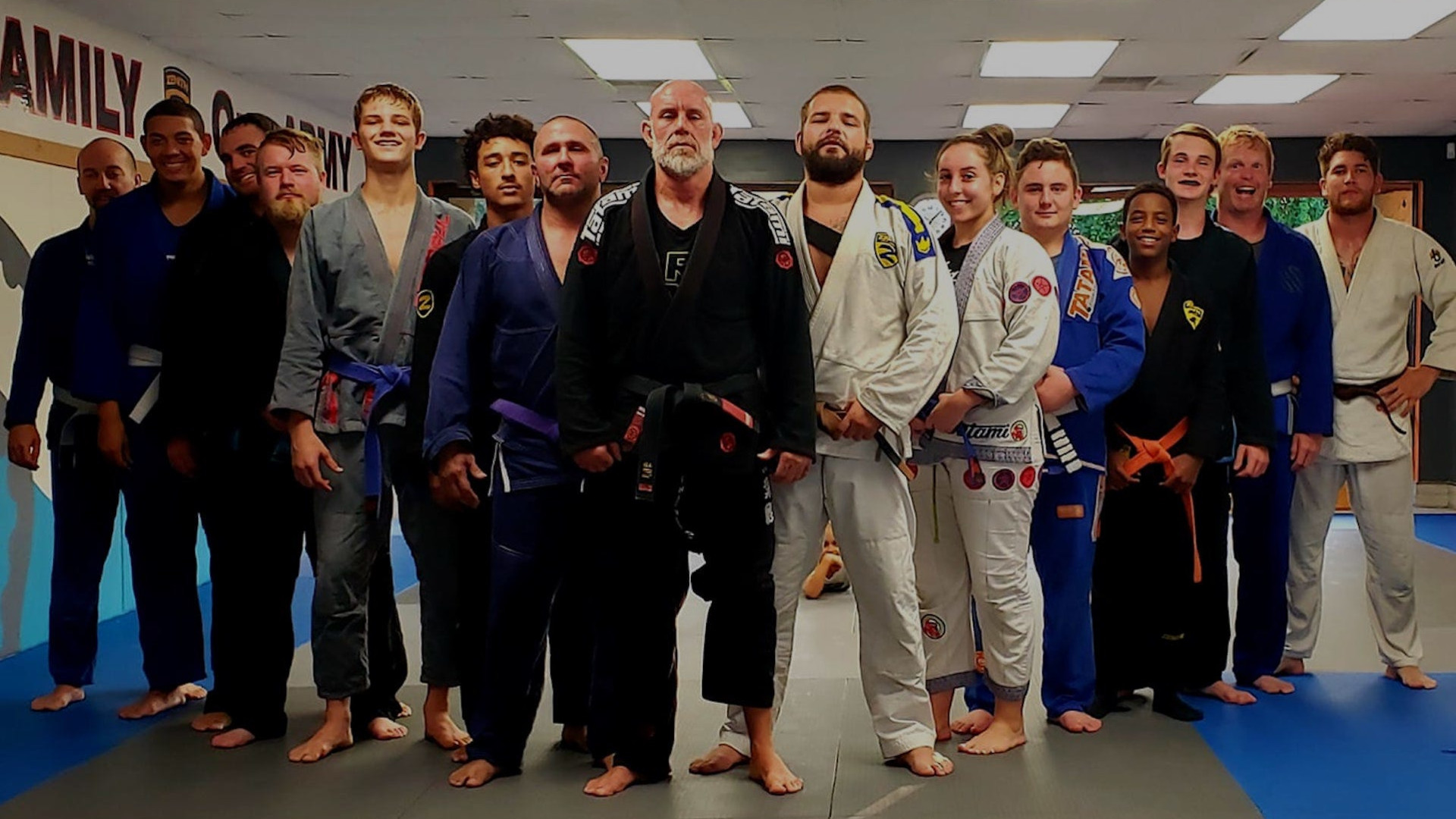 Train With Experts, Get In Shape, And Learn Great Self-defense - Brazilian Jiu-jitsu - HD Wallpaper 